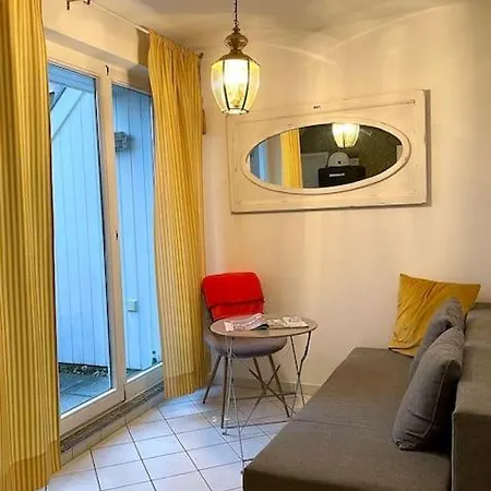 דירה Dachgeschosswohnung Mit 2 Schlafzimmern Zentrum Nord Mit Aufzug לייפציג