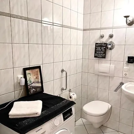 Dachgeschosswohnung Mit 2 Schlafzimmern Zentrum Nord Mit Aufzug Lejlighed